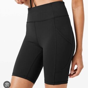 Lululemon Invigorate 8in Shorts